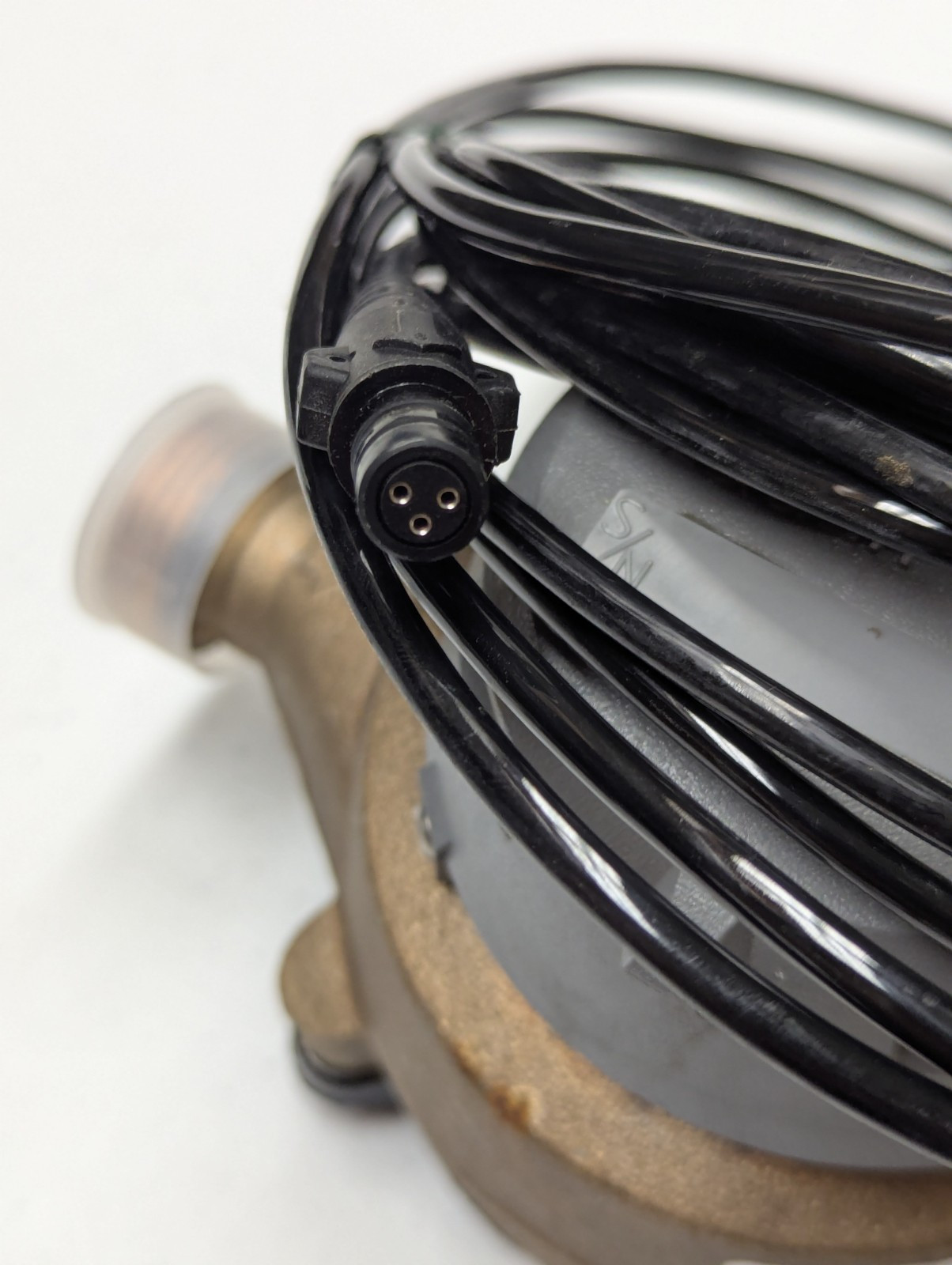 Used Badger model 25 5/8″ brass water meter with HR E lcd register