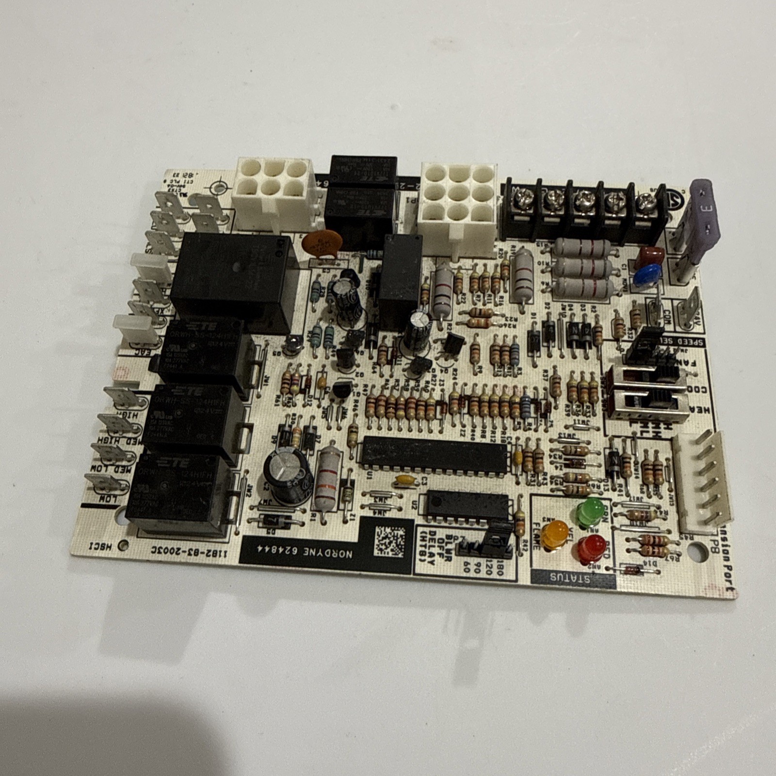 Nordyne 1182-201 Furnace Control Circuit Board 624844