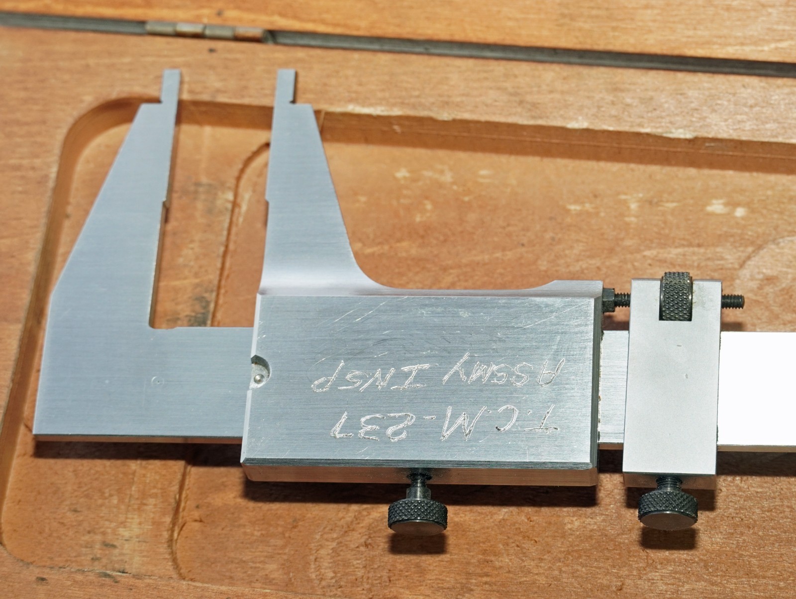 Starrett 123M 600mm Master Caliper – .02mm Vernier Scale