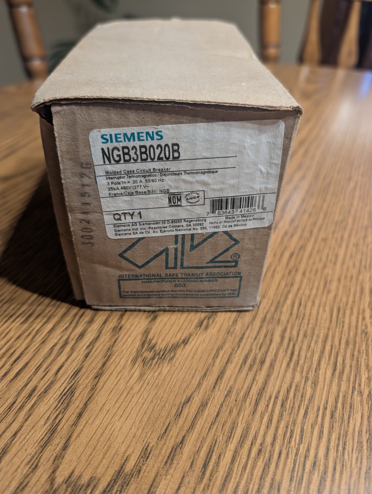 Seimens NGB3B202B Breaker Brand new in box