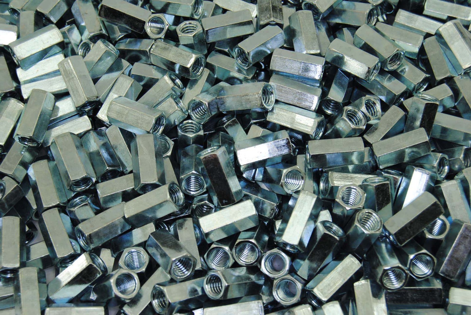 (250) Hex Coupling Nuts 5/16-18 x 7/16 x 7/8 Threaded Rod Connector Zinc