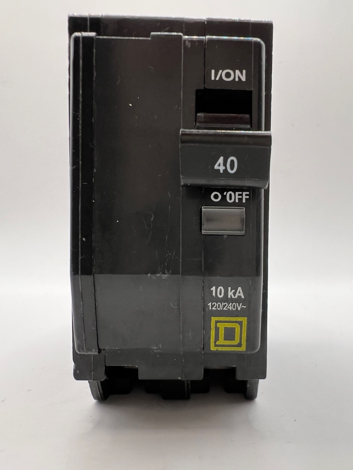 Square D QO240 2 Pole 40 Amp 120/240 V AC Type QO Plug In Yellow Circuit Breaker