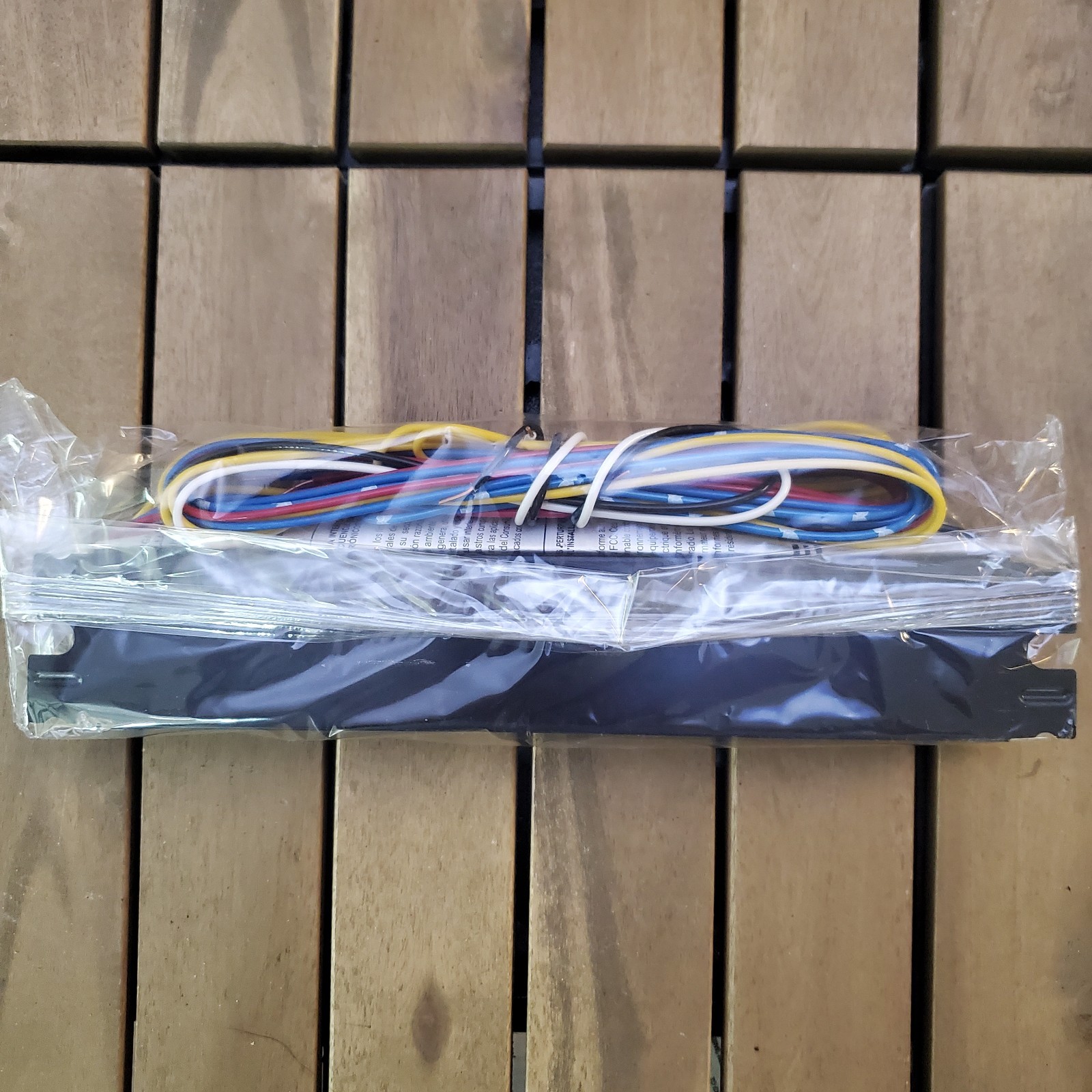 Advance IOP-3PSP32-SC Optanium Electronic Ballast 3 Florescent Lamp T8 120-277V
