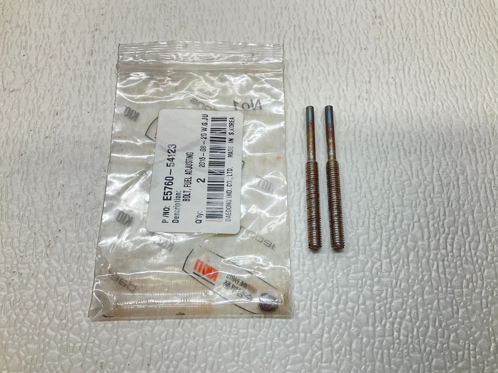 Daedong Kioti E5760-54123 Fuel Adjusting Bolt E576054123 Lot of 2 New (TSC)