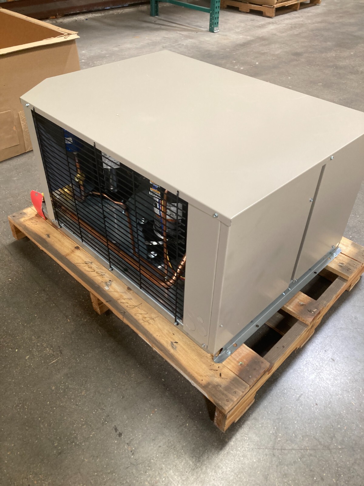 Heatcraft condensing unit Mod#MOZ006L63CF, .6HP 230/3 VOLTS LOW TEMP R404A/R448
