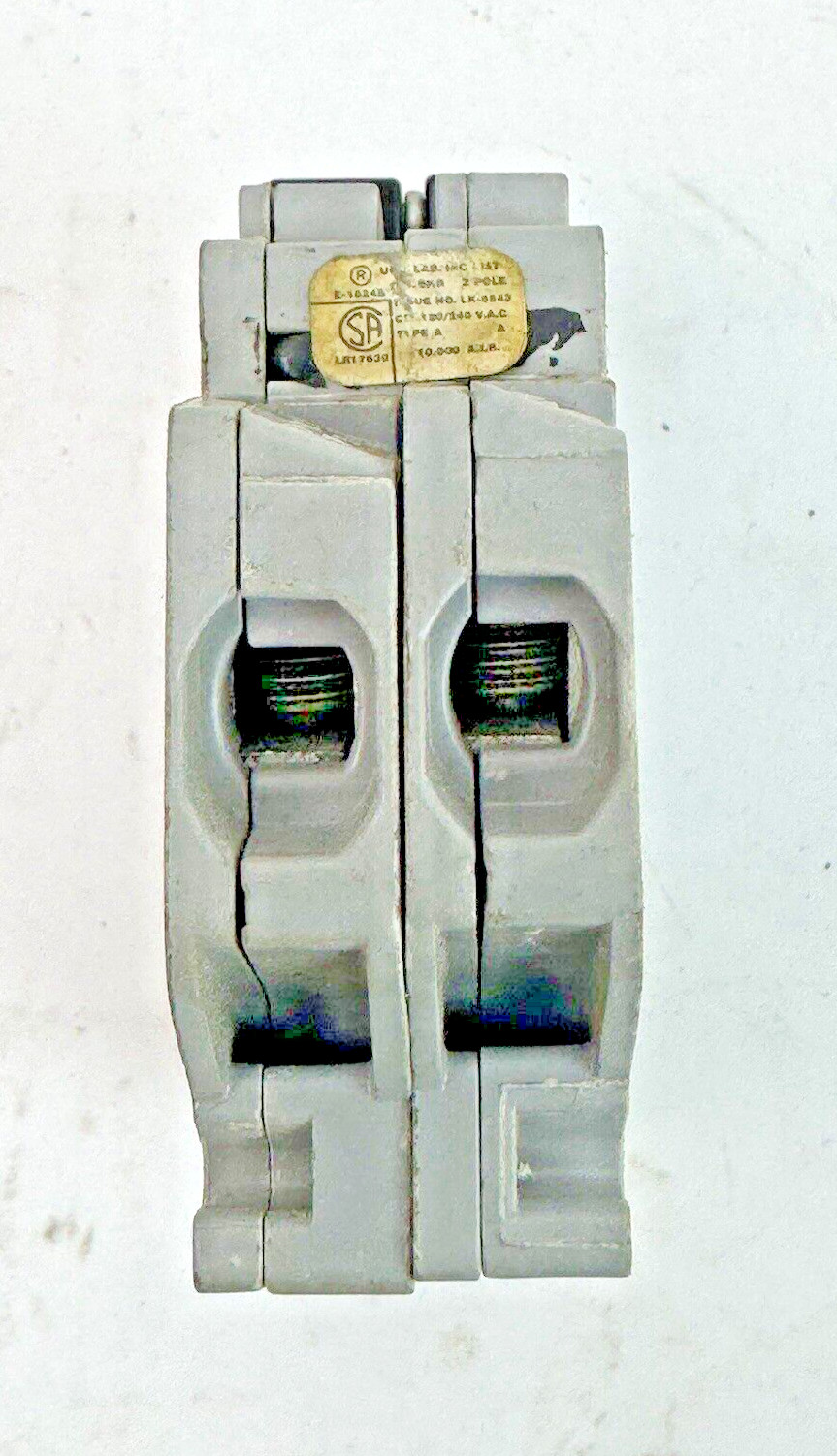 CHALLENGER – A240 – COMMON TRIP CIRCUIT BREAKER – 40A, 2 POLE, 240 VAC, A-240