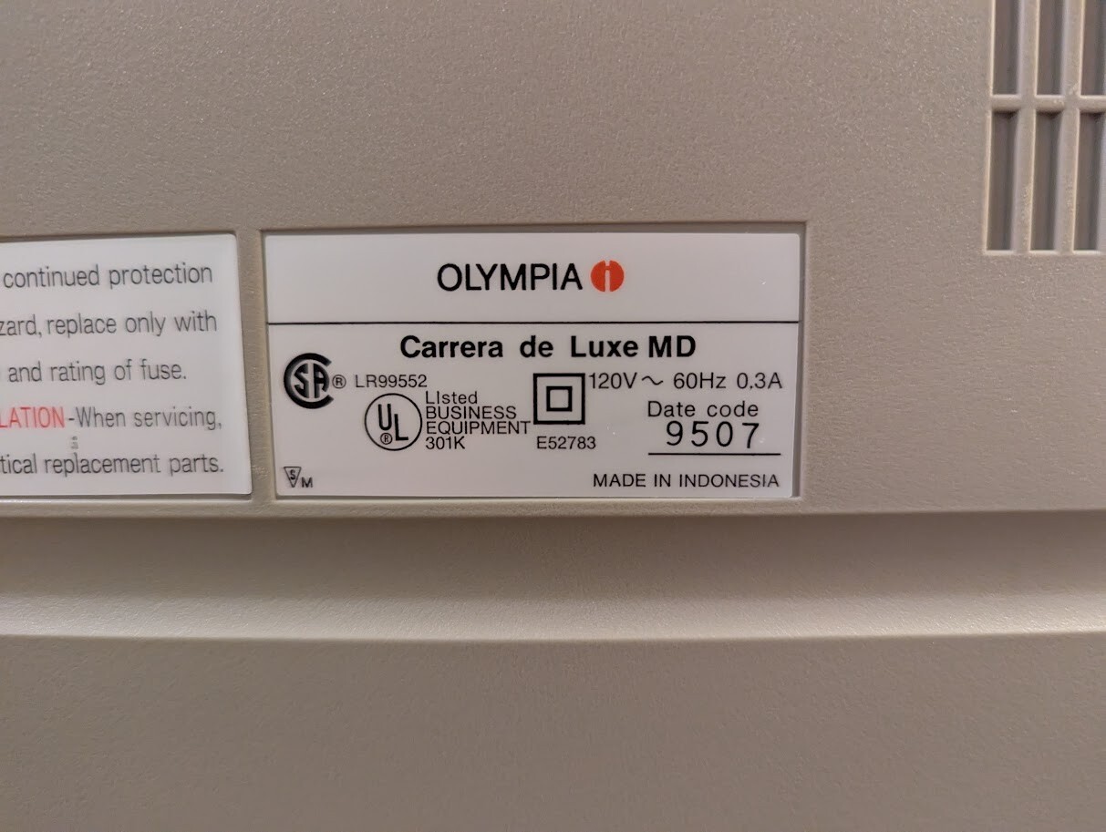RARE! Olympia Carrera de Luxe MD – Electronic Typewriter – Clean / Tested!