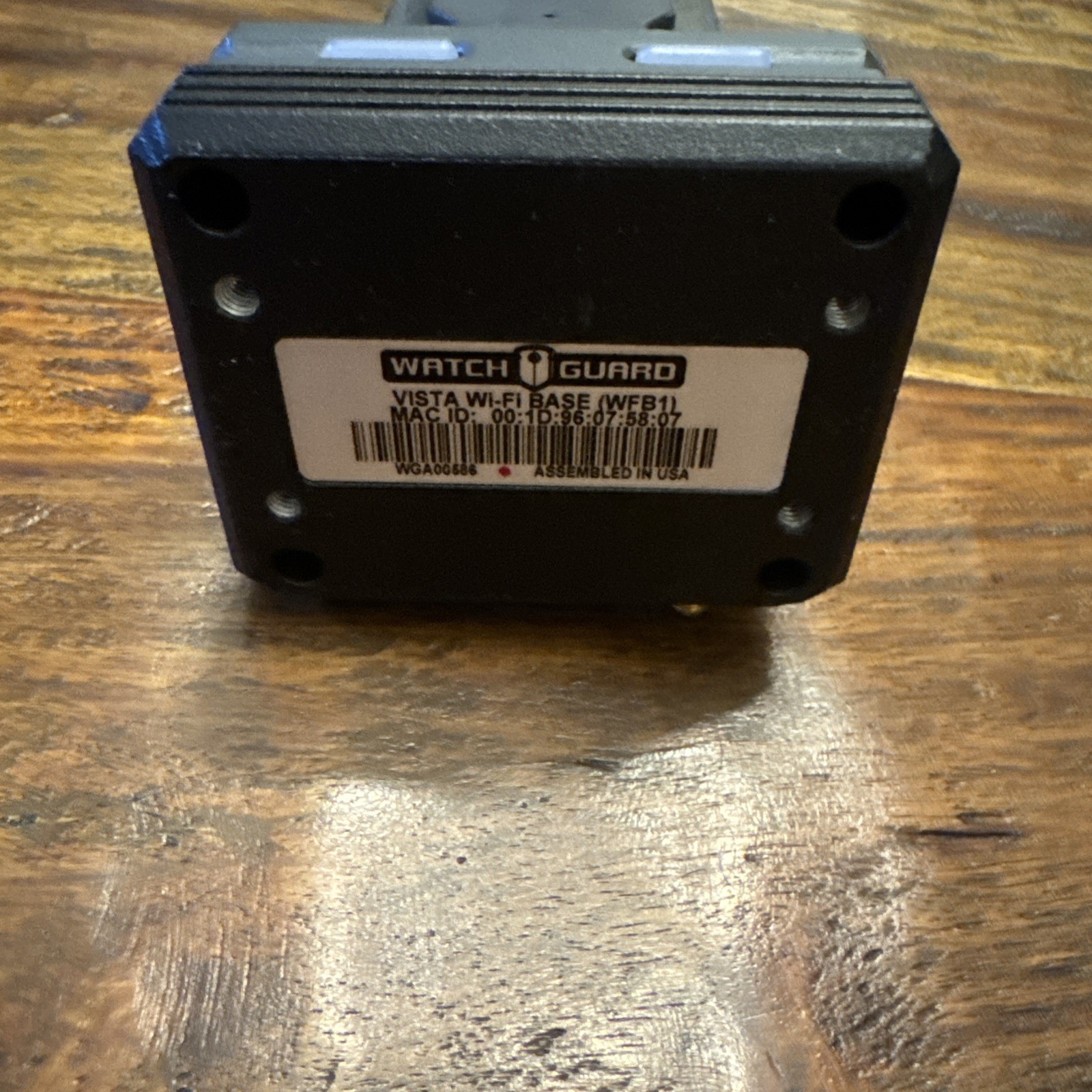 Motorola Watchguard WFC1 Vista WIFI Body Camera & Charging WiFi Base – Very Good