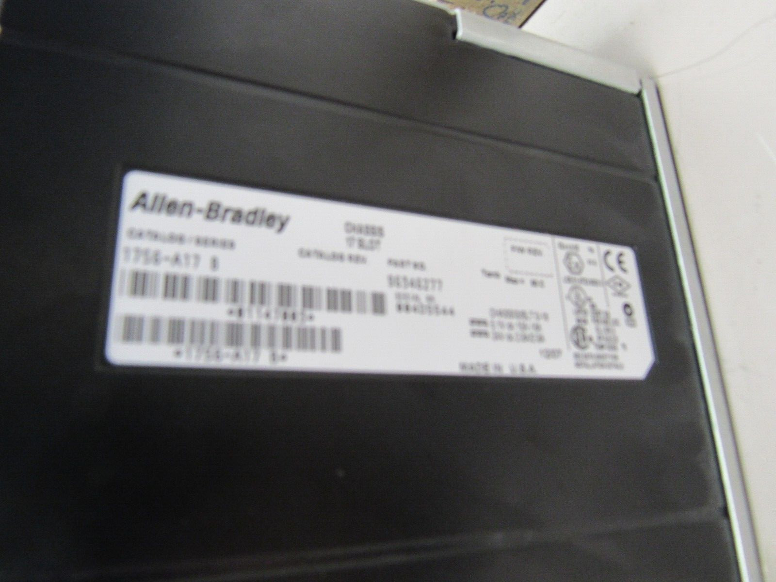 ALLEN BRADLEY CONTROLLOGIX SYS. w/PARALLEL UNIT 1756-L61 w/30QTY I/O MODULES XLN