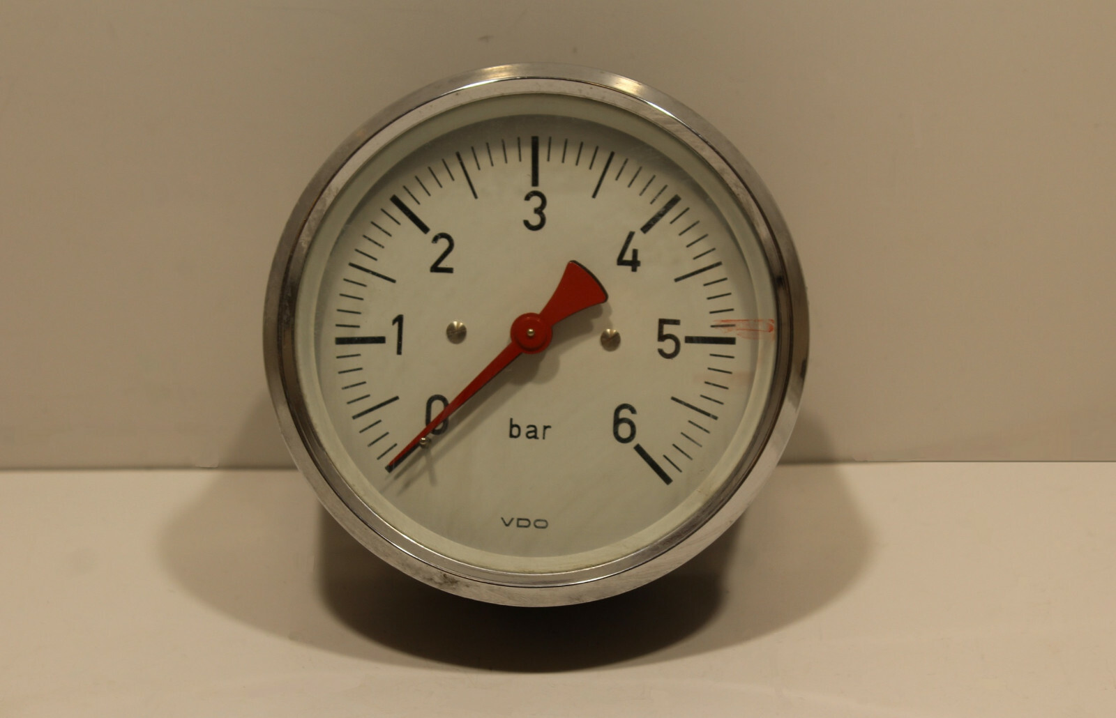 VDO 0-6 Bar Pressure Gauge