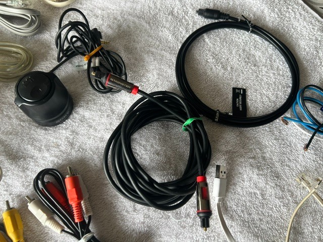 LOT OF MISC COMPUTER / PHONE / TV CABLES WIRES SPEAKERS CHARGERS