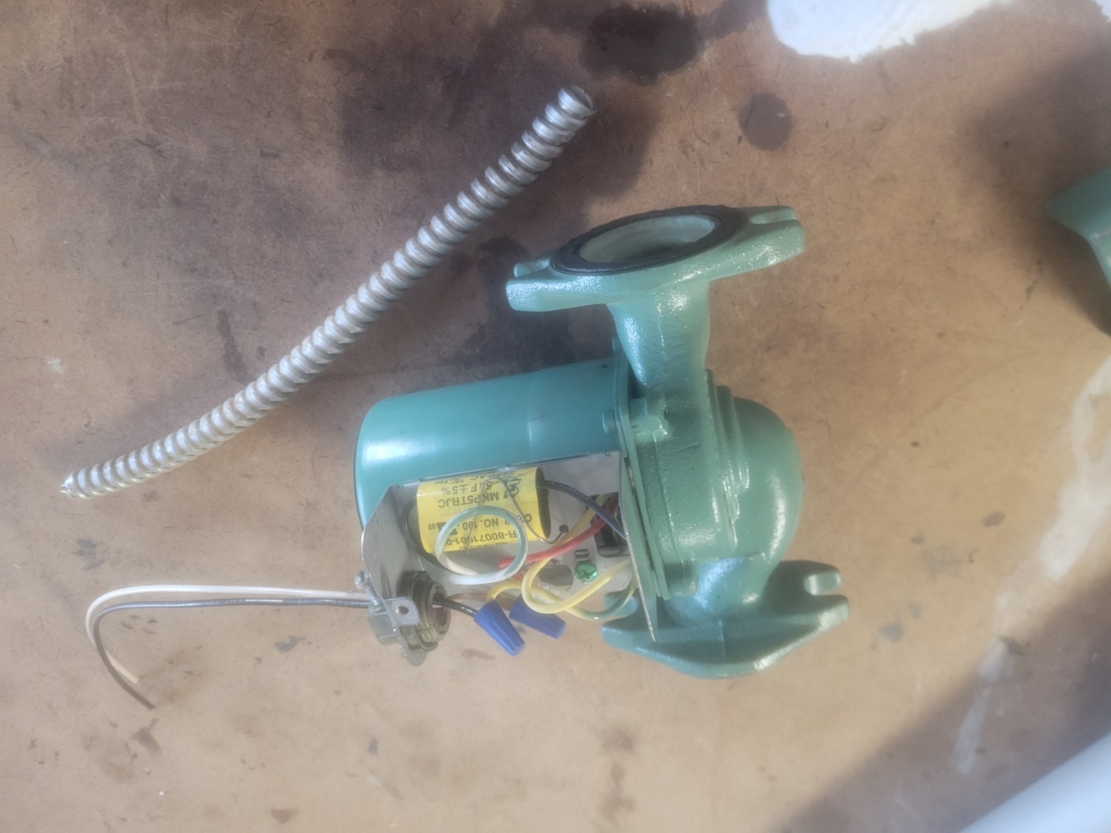 Taco 007-F5 Cast Iron Circulator Pump 1/25 hp 115V 3250 RPM