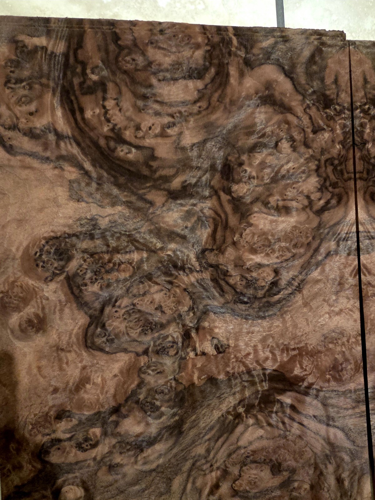 Walnut Burl Veneer:) 4@12.5×25.75″