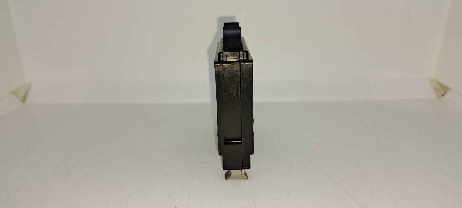 Square D QO2020 20 Amp 1 Pole Piggyback Circuit Breaker CLIP QOT2020
