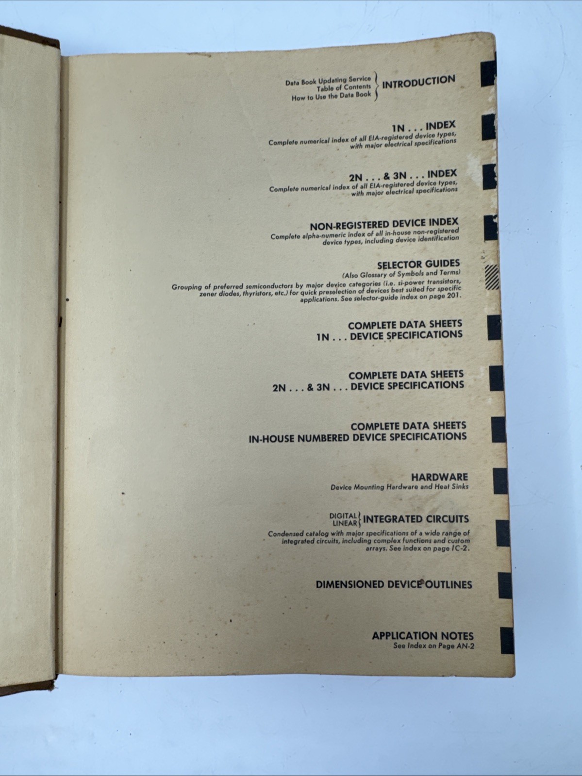 Motorola Semiconductor Products – The Semiconductor Data Book, 4th Edition .1969