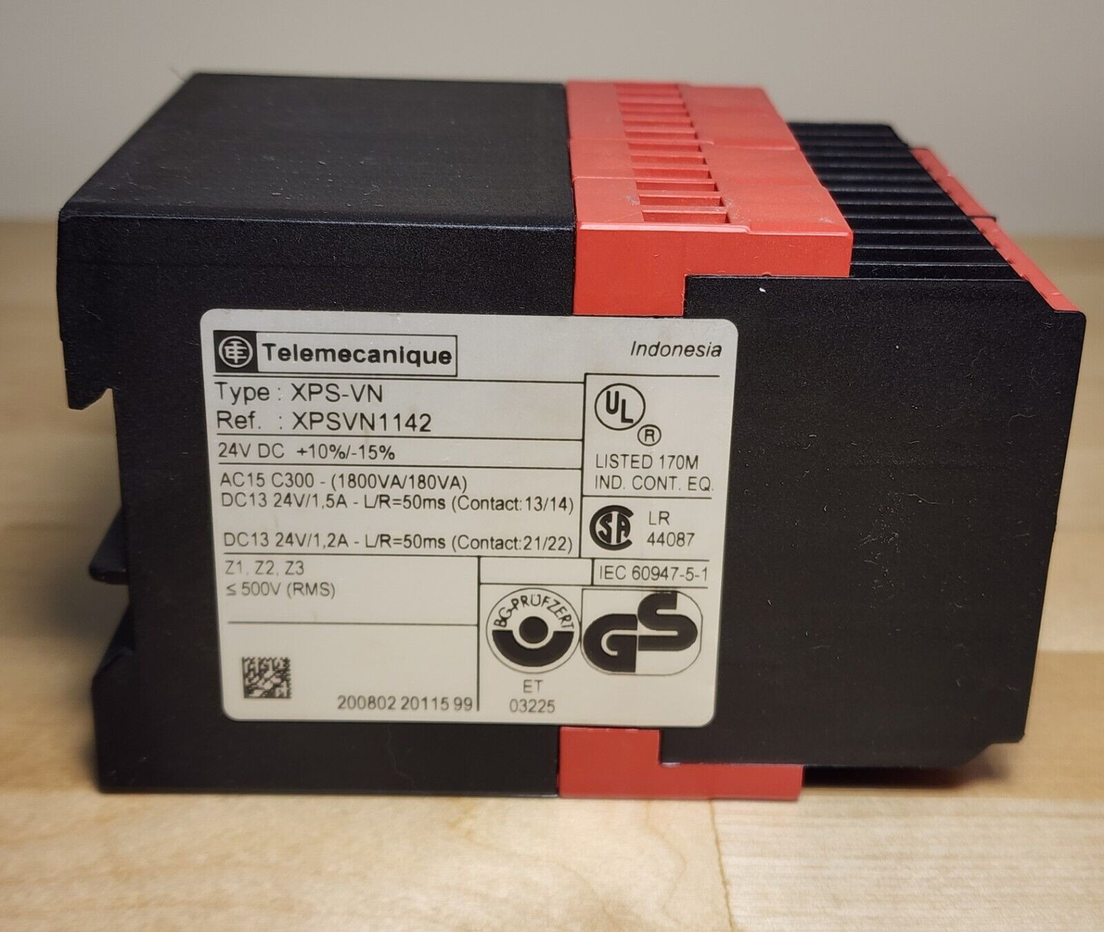 Telemecanique XPSVN1142 Safety Relay XPS-VN 24VDC Zero Speed Detection