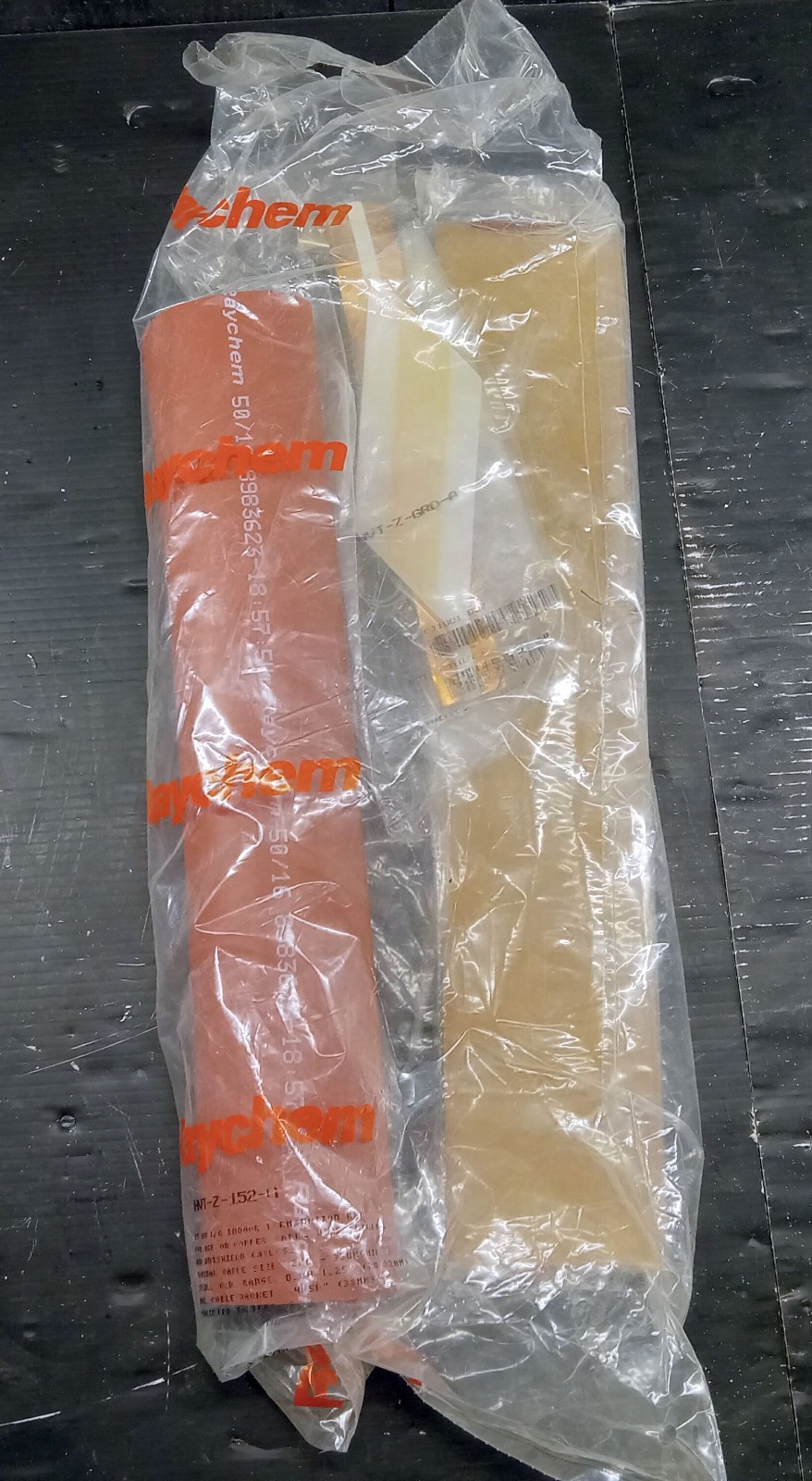 1 NEW RAYCHEM HVT-Z-152-G 15KW 1/C INDOOR TERMINATION KIT NIB ***MAKE OFFER***