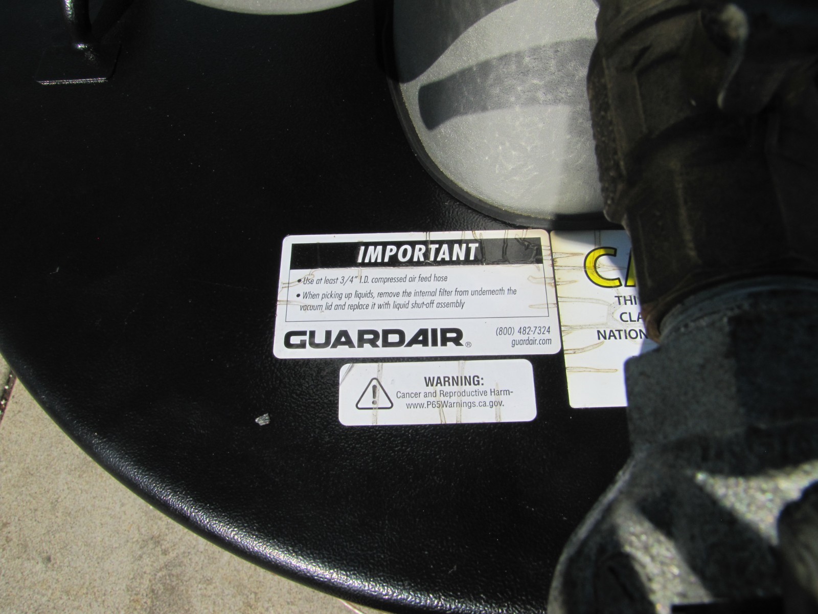 Guard Air Portable Air Powered Vacuum Cleaner 55 Gallon Drum w/ Air Hose