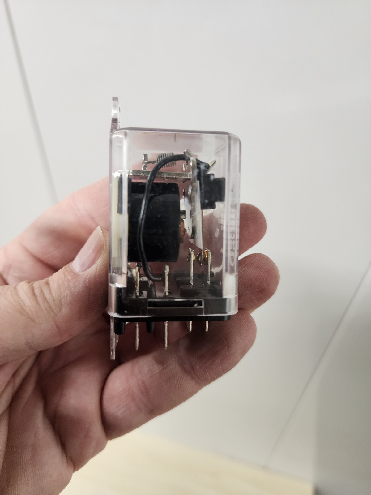 TE relay KUP-5A5JF-24 KU-90485 Power Relay 24VAC 120/240VAC 5A