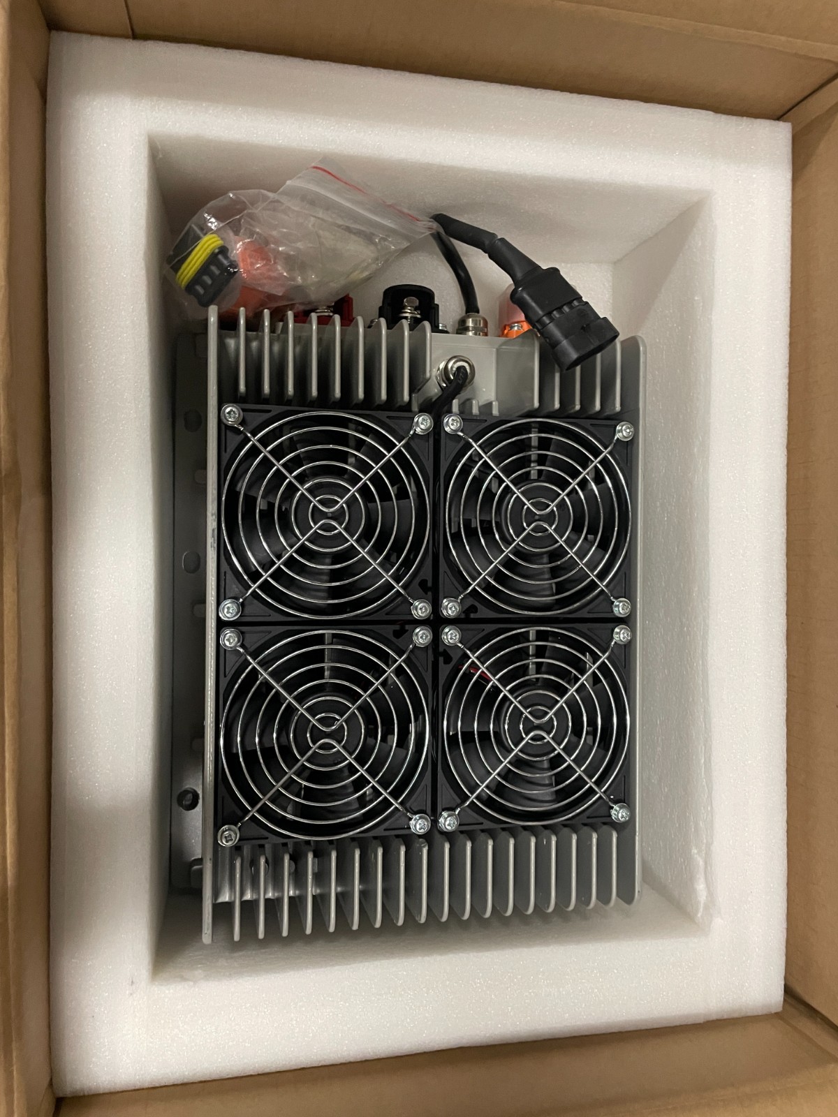 350V to 72V 6KW DCDC Converter EV