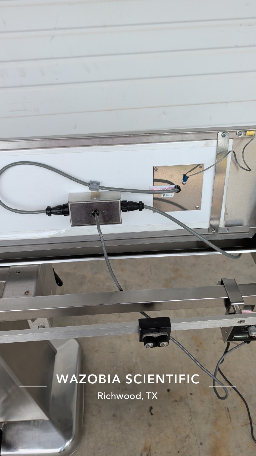 SHOR-LINE V-TOP HEATED ADJUSTABLE SURGERY TABLE