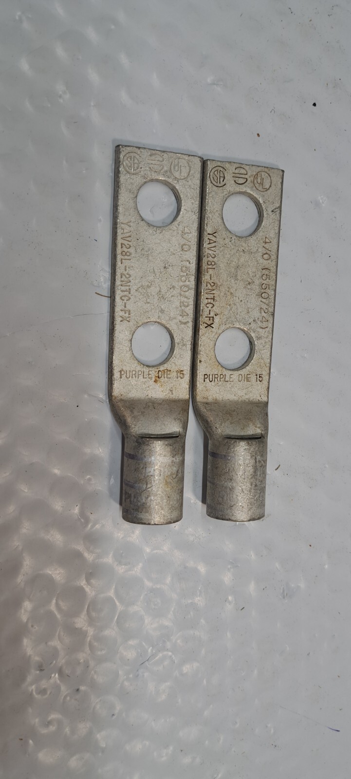 2X YAV28L-2NTC-FX 4/0 550/24 Purple Die 15 Compression Lug