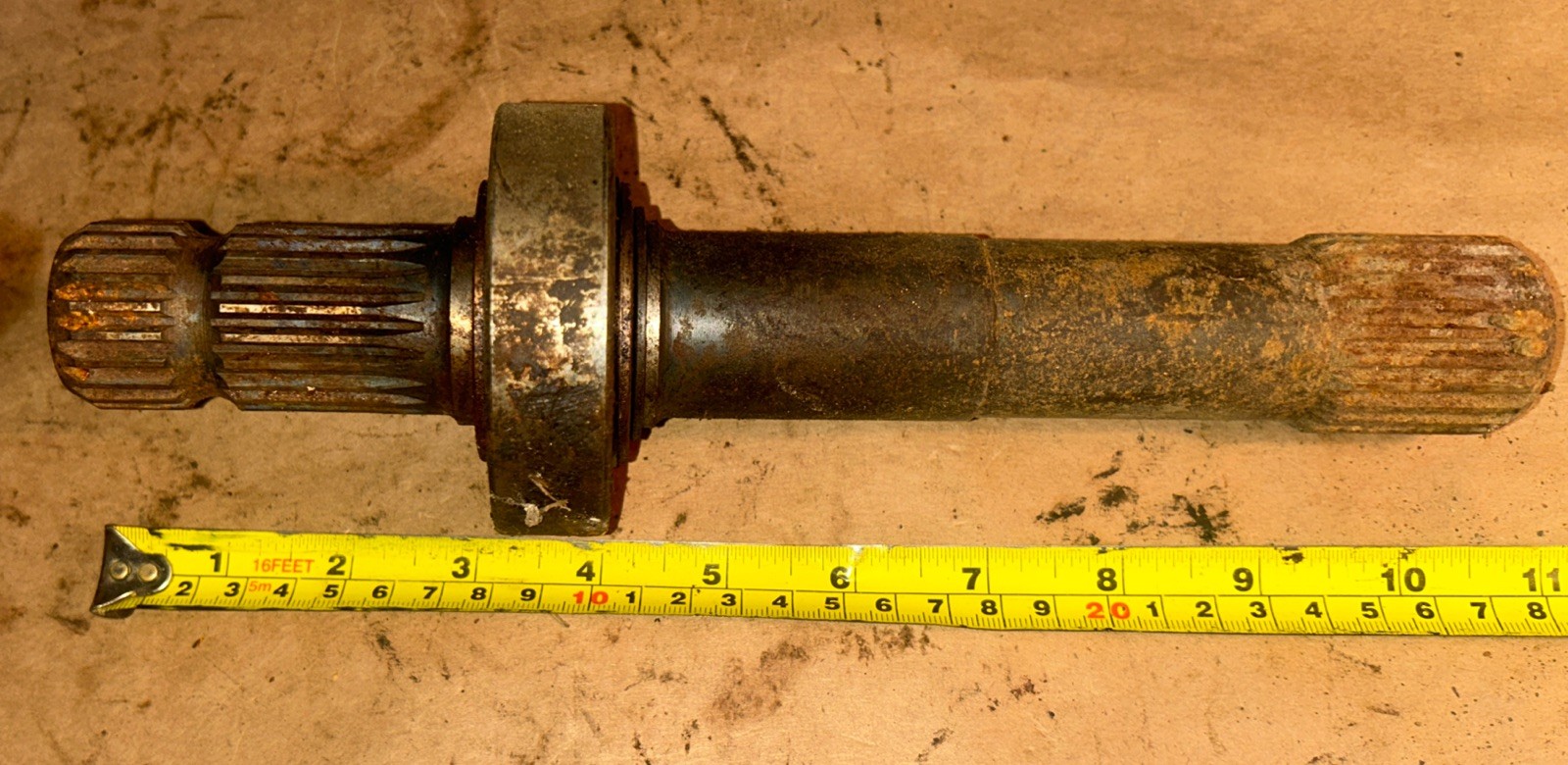 Used 167694A 1000RPM PTO Shaft Oliver White Tractor 2-70 1650 1655 American 80