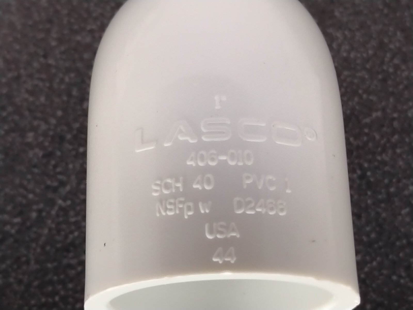 LASCO 1″ Sch 40 PVC 90 Elbow. Slip to Slip (BUNDLE OF 25) 5 BAGS OF 5 PER BAG.