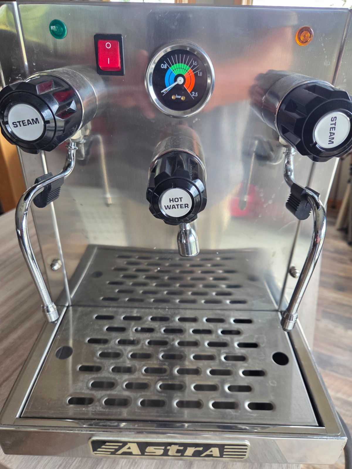 Astra STS1800 4-1/2 Liter Nickel Plated Connected Steamer with Auto Fill