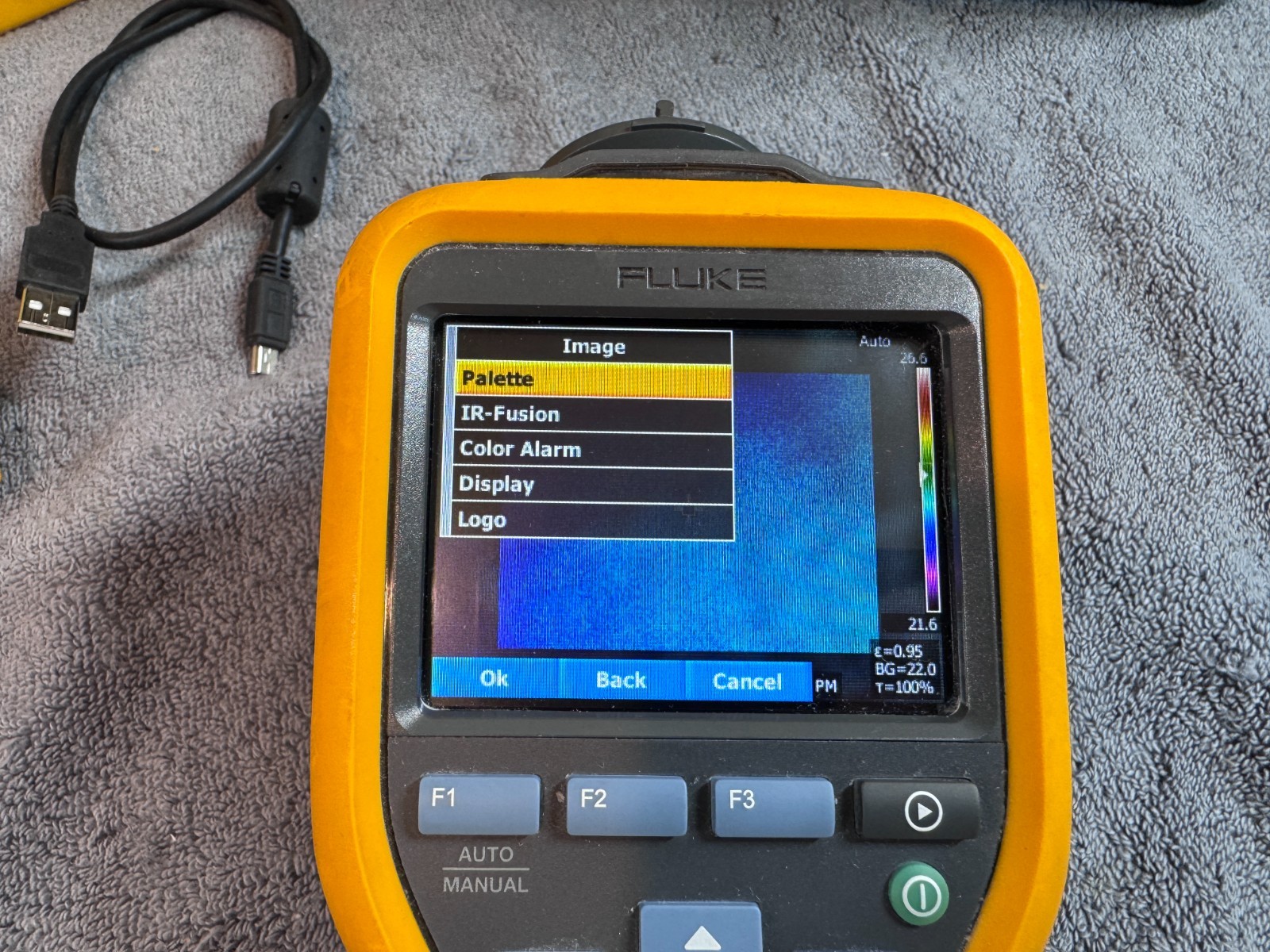 Pre-Owned Fluke TiS75 9Hz Thermal Camera Kit w/ Charger, 2 Batteries & Case
