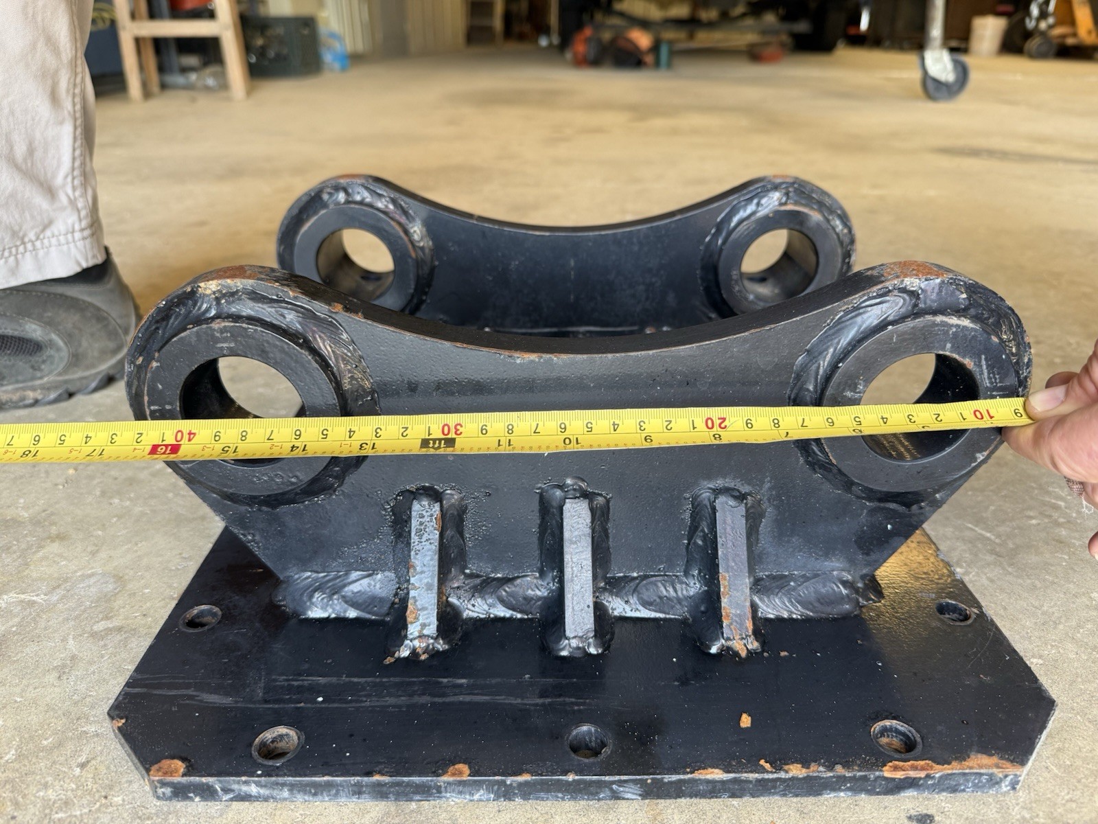 Cat 305 Bolt On Mounting Plate