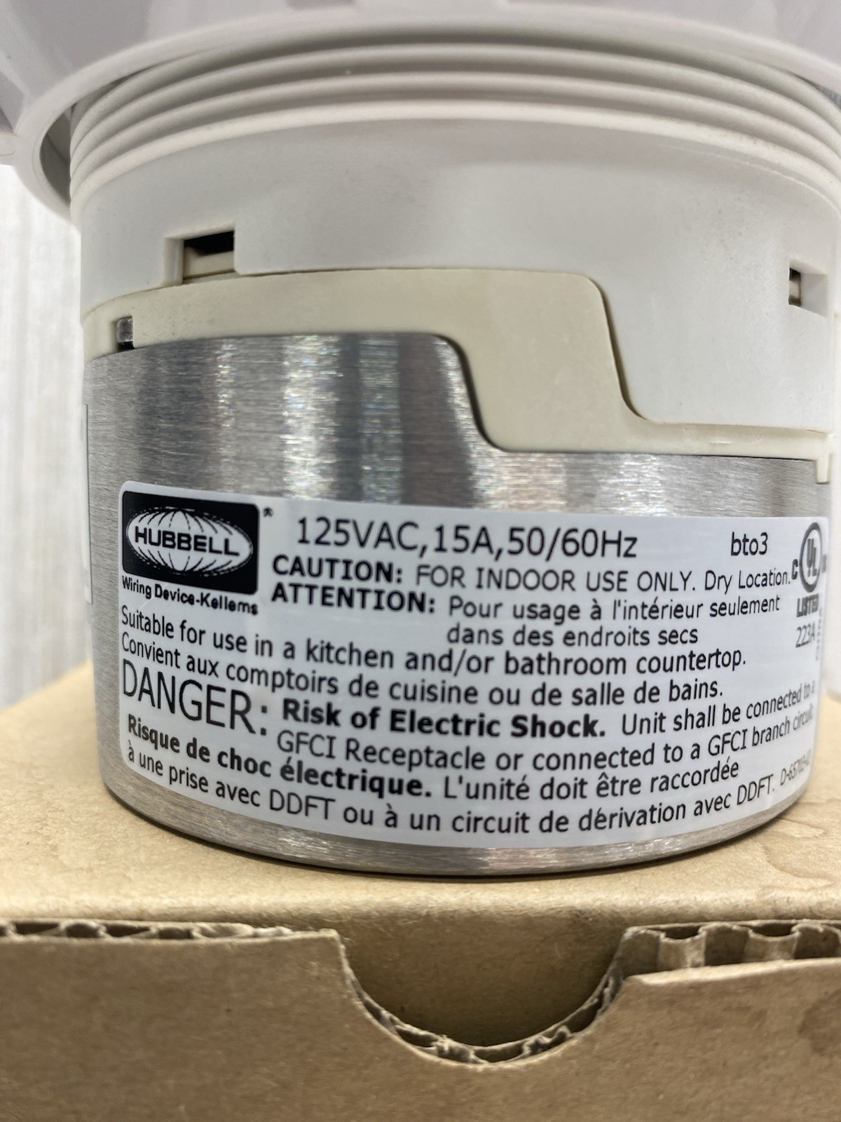 Hubbell Flush Mount Counter Receptacle Nickel Finish 15A 125V RCT201NI