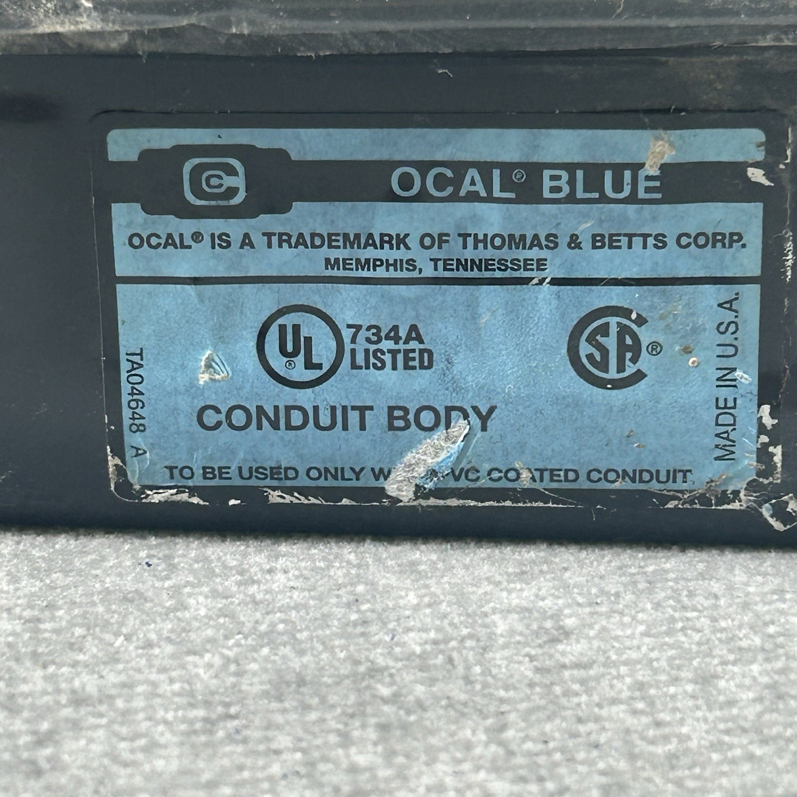 Thomas & Betts 3/4″ Ocal LR Condulet PVC Coated Conduit Body & Cover