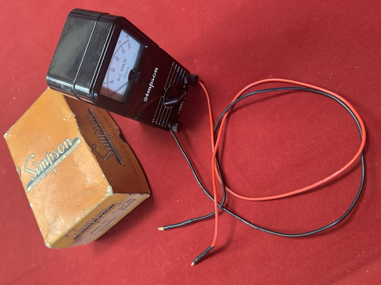 Classic Simpson 377 DC Voltmeter Analog Meter w/ Original Box!