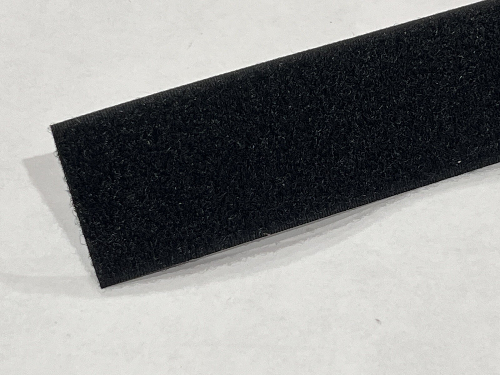 3M Fastener SJ3401 Loop Black, 1-1/2″ in x 50 yd 0.15 in Engaged Thickness