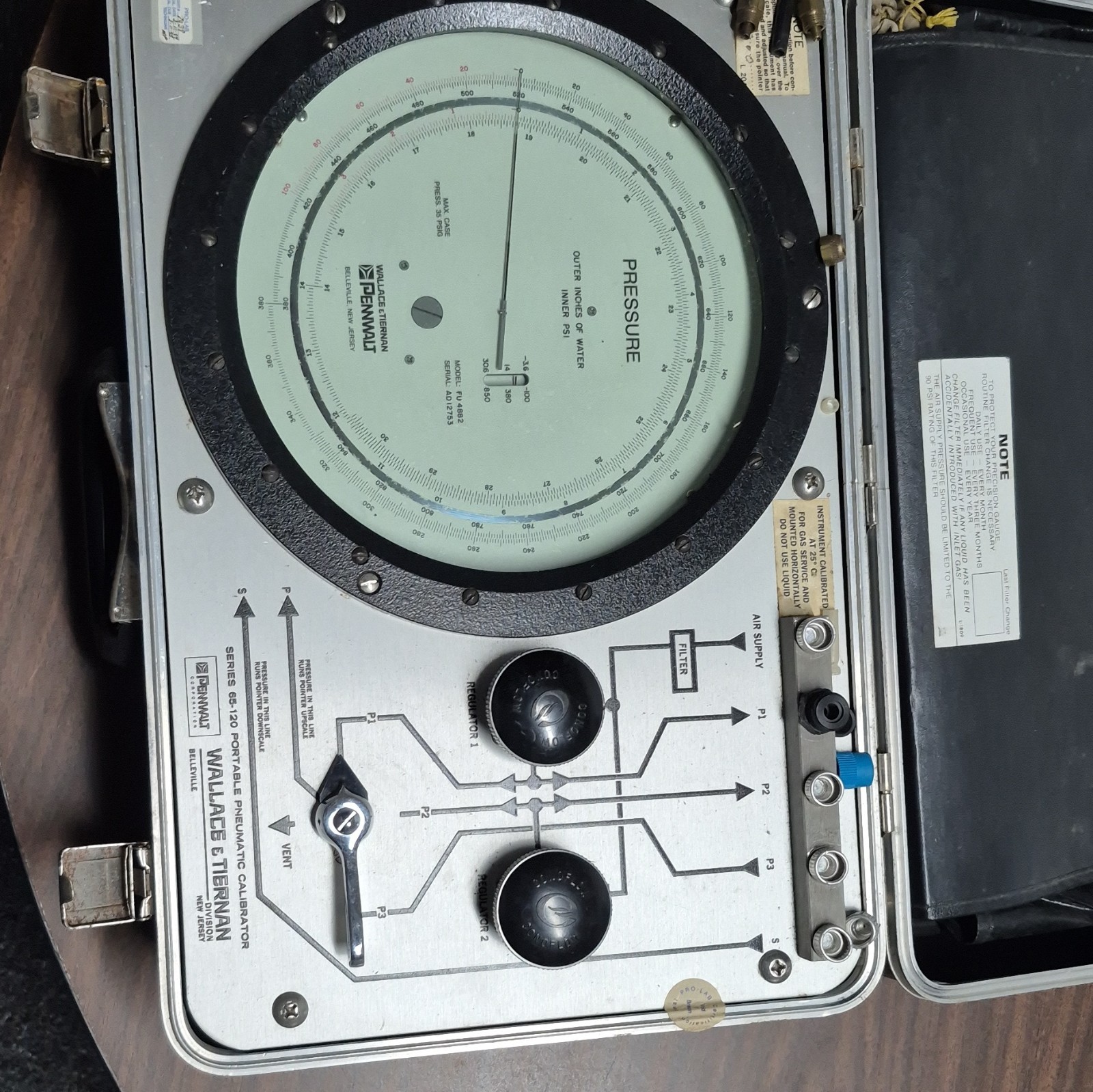 Wallace & Tiernan 65-120 Portable Pressure Calibrator -36 to 100 psi