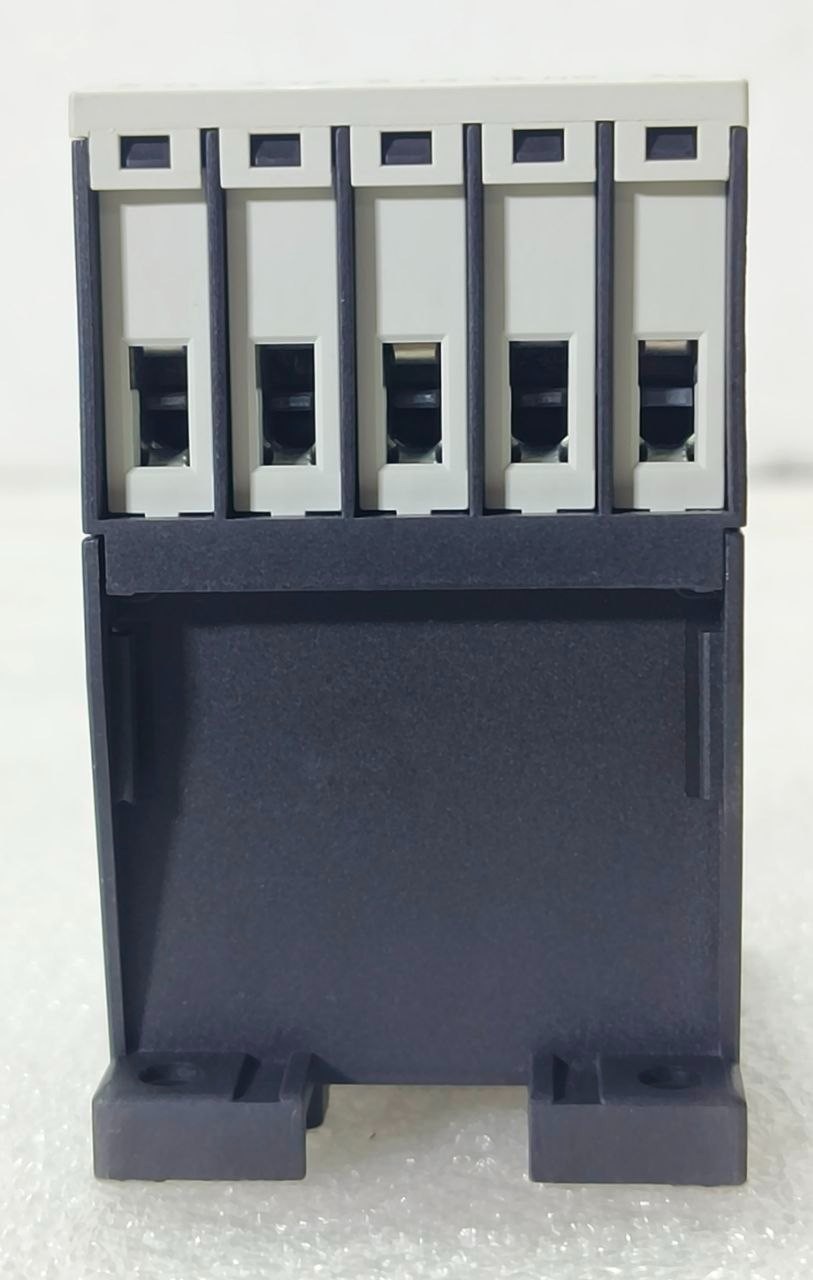 NEW🆕 EATON MOELLER DILM15-10 XTCE015B10A CONTACTOR 110V 50HZ/120V 60HZ 3-POLE