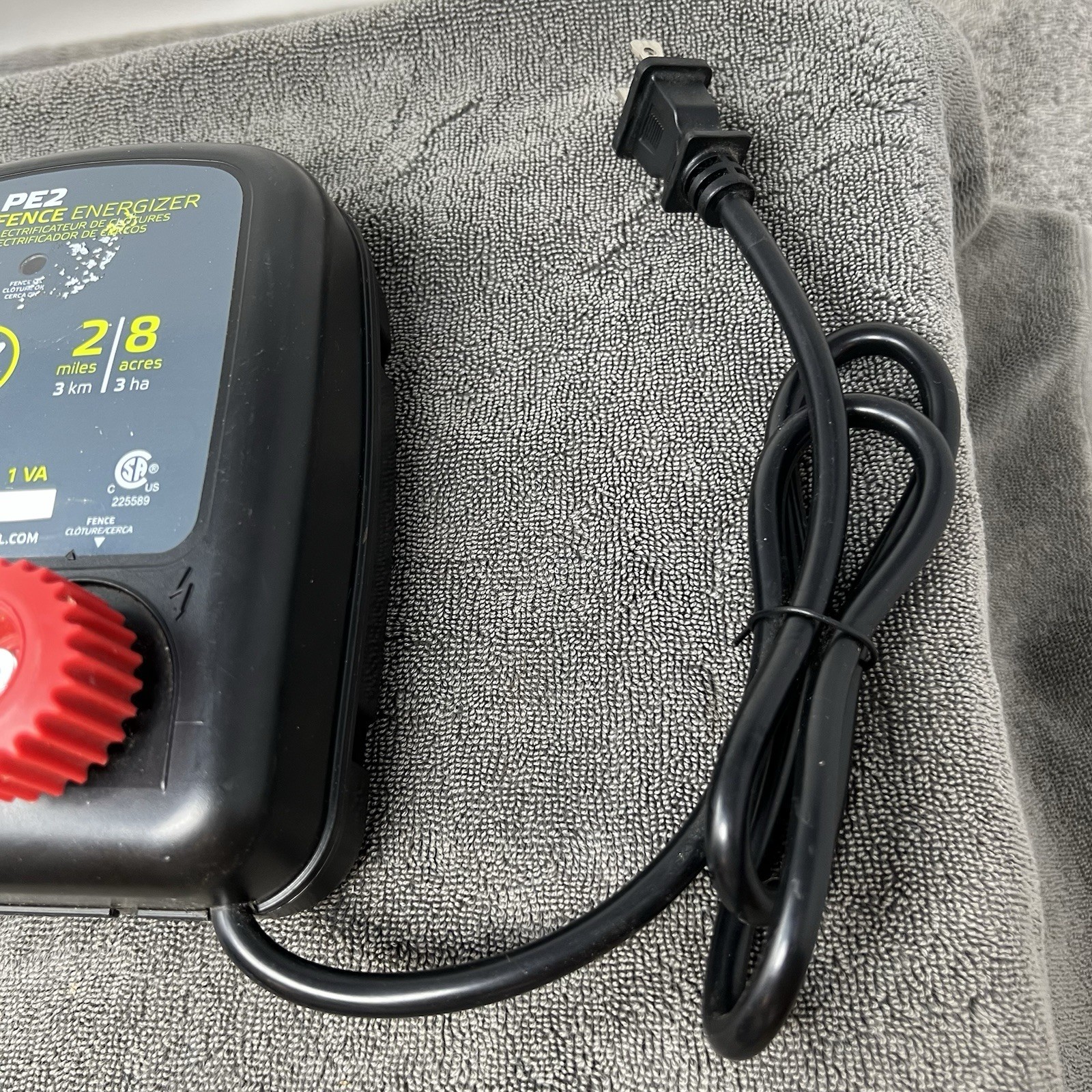 Patriot PE2 Electric Fence Energizer Pre-owned