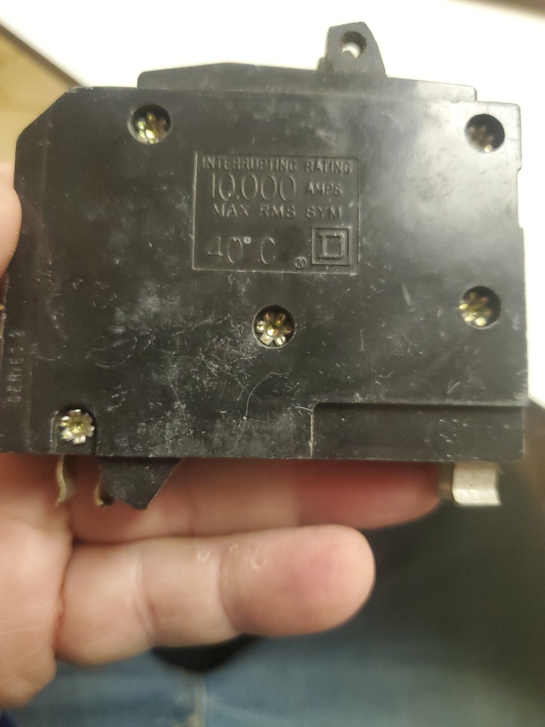 1PC SQUARE D QO2020 QO2020C 20A TWIN CIRCUIT BREAKER (NO HOOK) Type QOT SHP PRIO