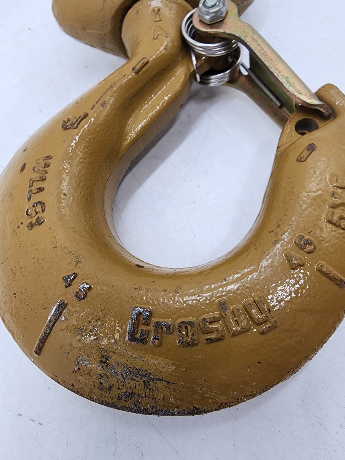 Crosby 5YB 4.5 Ton Swivel Eye Hoist Hook w/Latch Forged USA WLL 4.5T