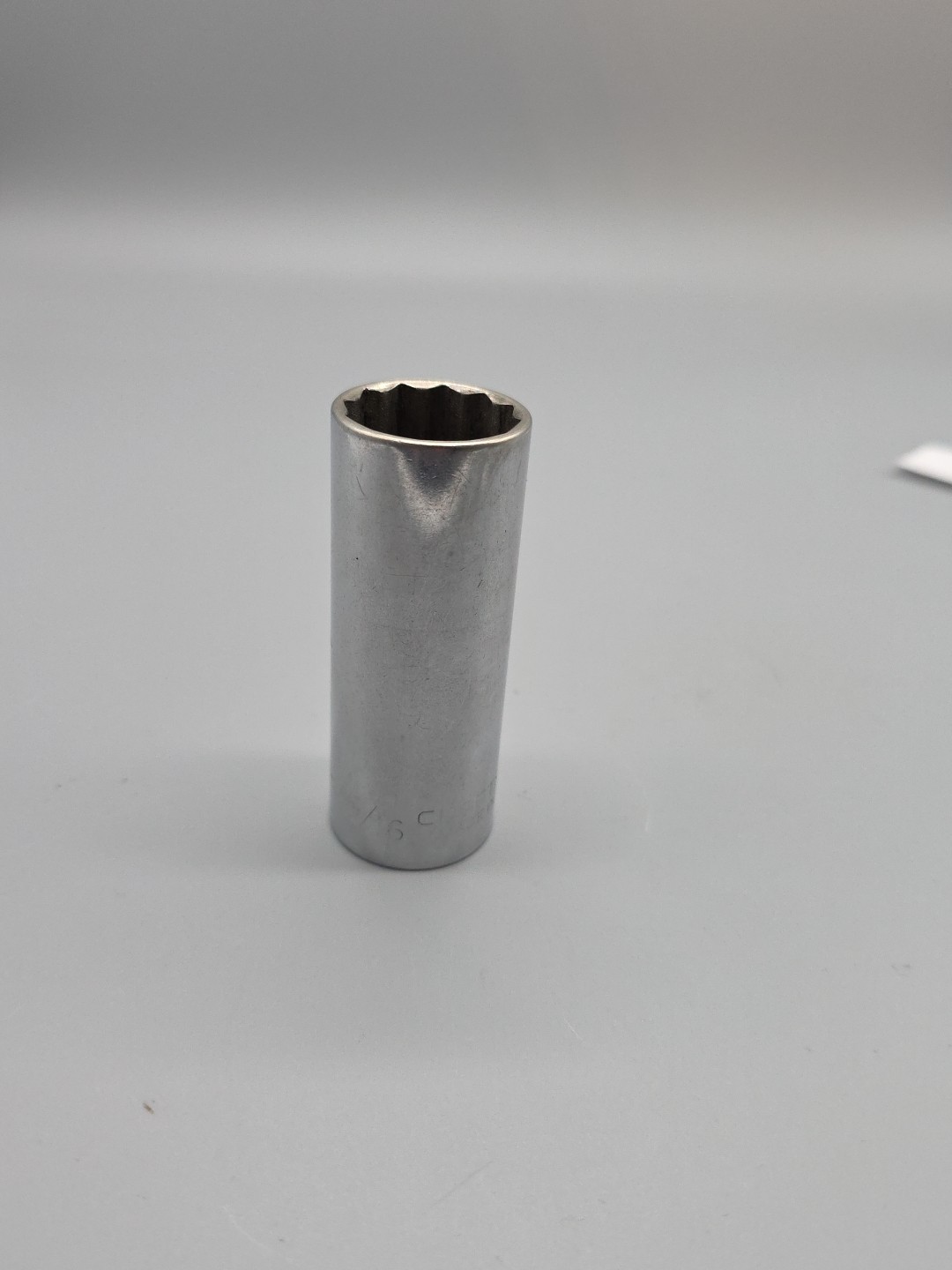 Craftsman Tools V-47529 15/16″ 12pt Deep Well Socket 1/2″ Drive USA