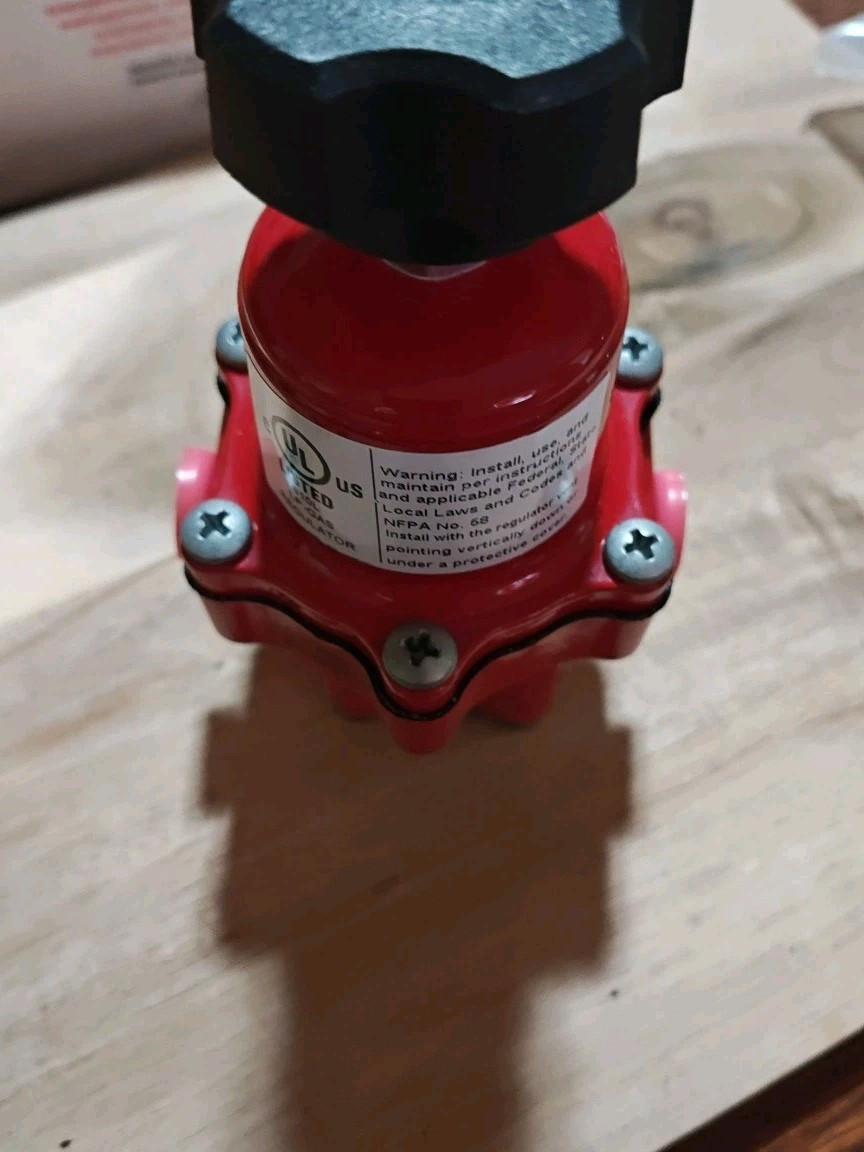 EMERSON FISCHER 67CH-743 LP-GAS Regulator 250 PSI NEW