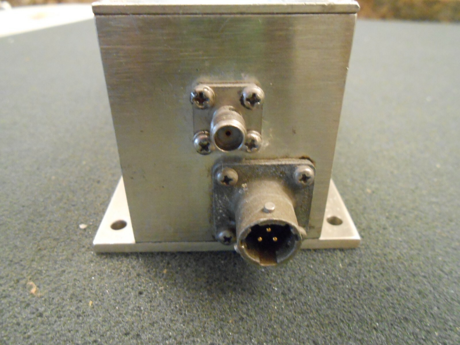KU BAND LNA, LOCUS / KAMAN, MODEL RF-2135C. 11.7-12.2 GHz
