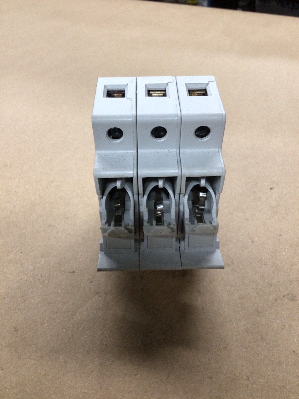😉 FERRAZ SHAWMUT USM3I FUSE HOLDER 3PH 750V 30A Y219073 #4045D110
