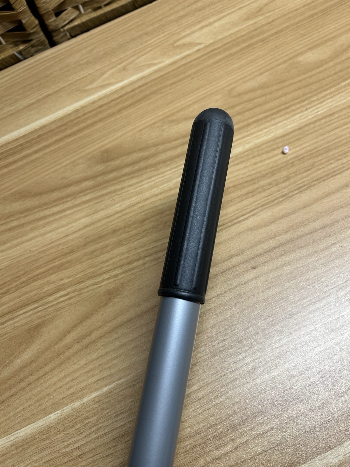 RUBBERMAID HYGEN Telescoping Extension Handle Executive Series Case Of 6 New