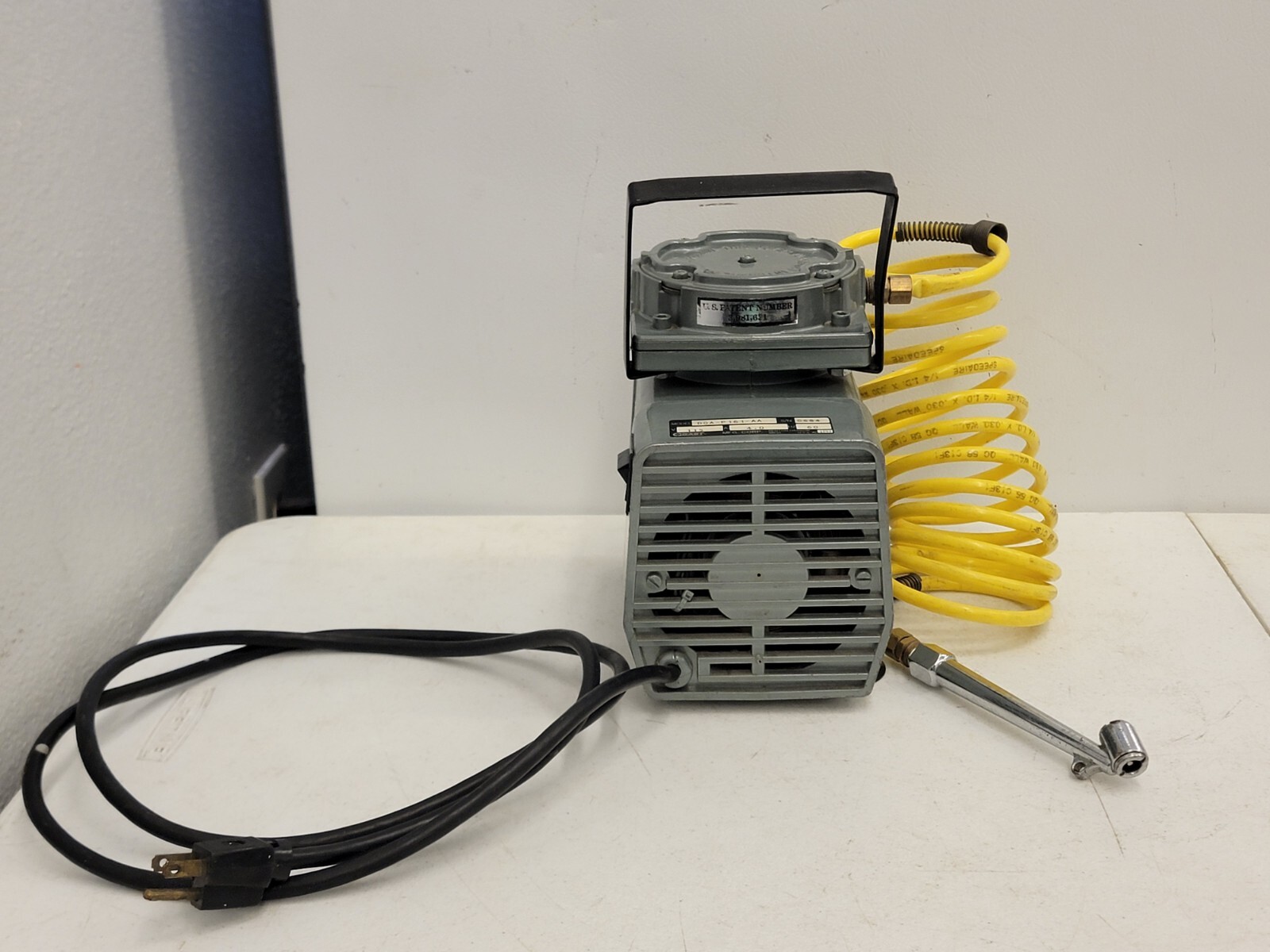 Gast MFG. Corp DOA-P161-AA Diaphragm Compressor or Vacuum Pump W/ Hose