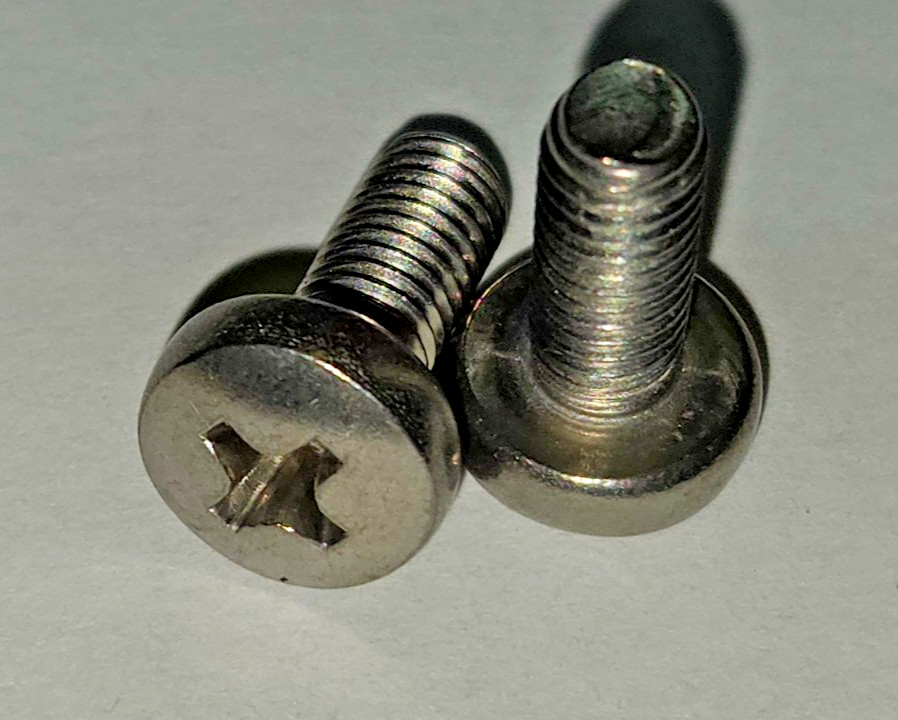 M5-0.80×12 MM SS Phillips Drive A2 Machine Screw Pan Stainless Steel 1000pcs