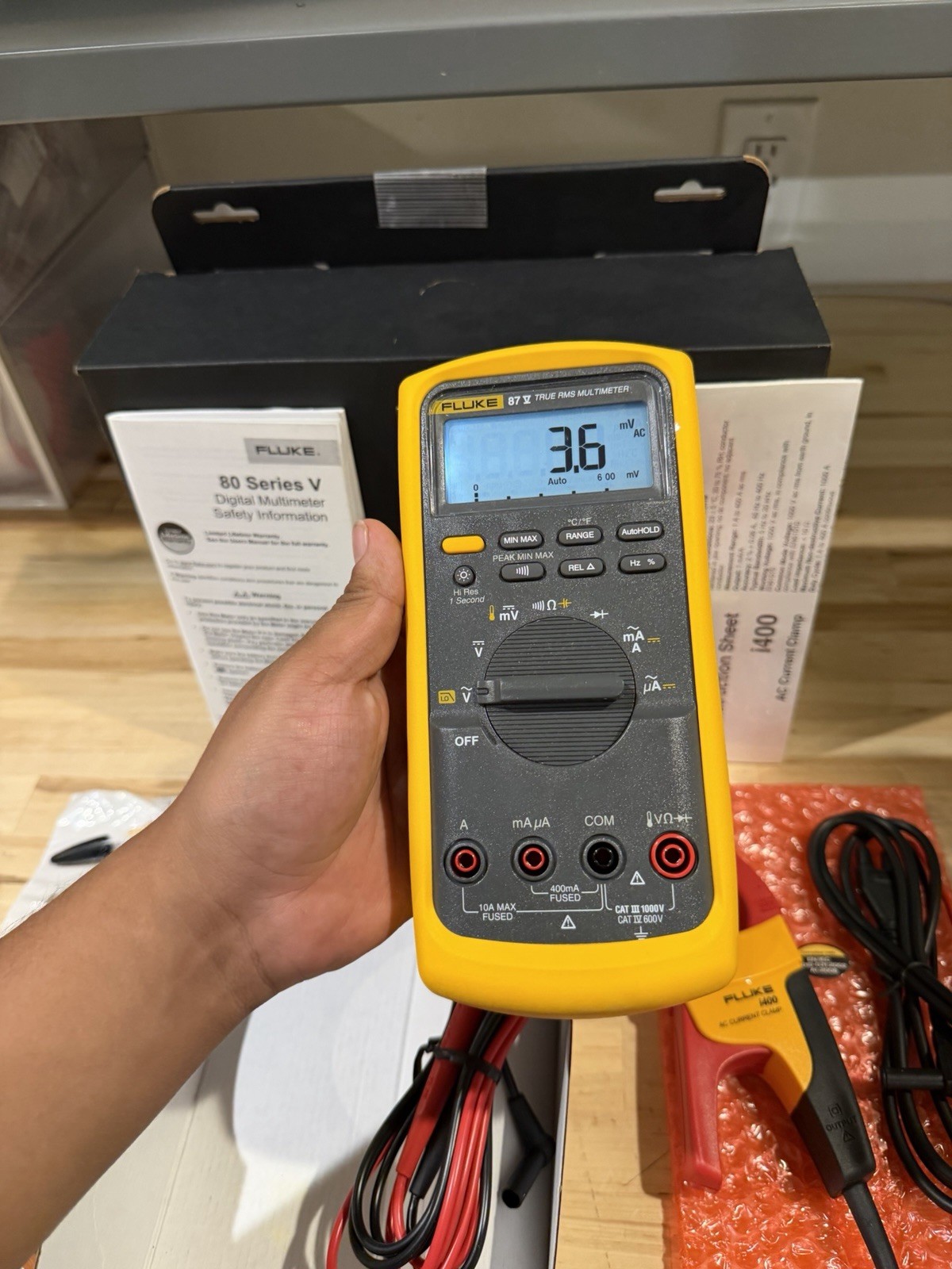 FLUKE 87V/IMSK INDUSTRIAL MULTIMETER SERVICE KIT W/ i400 AC CURRENT CLAMP