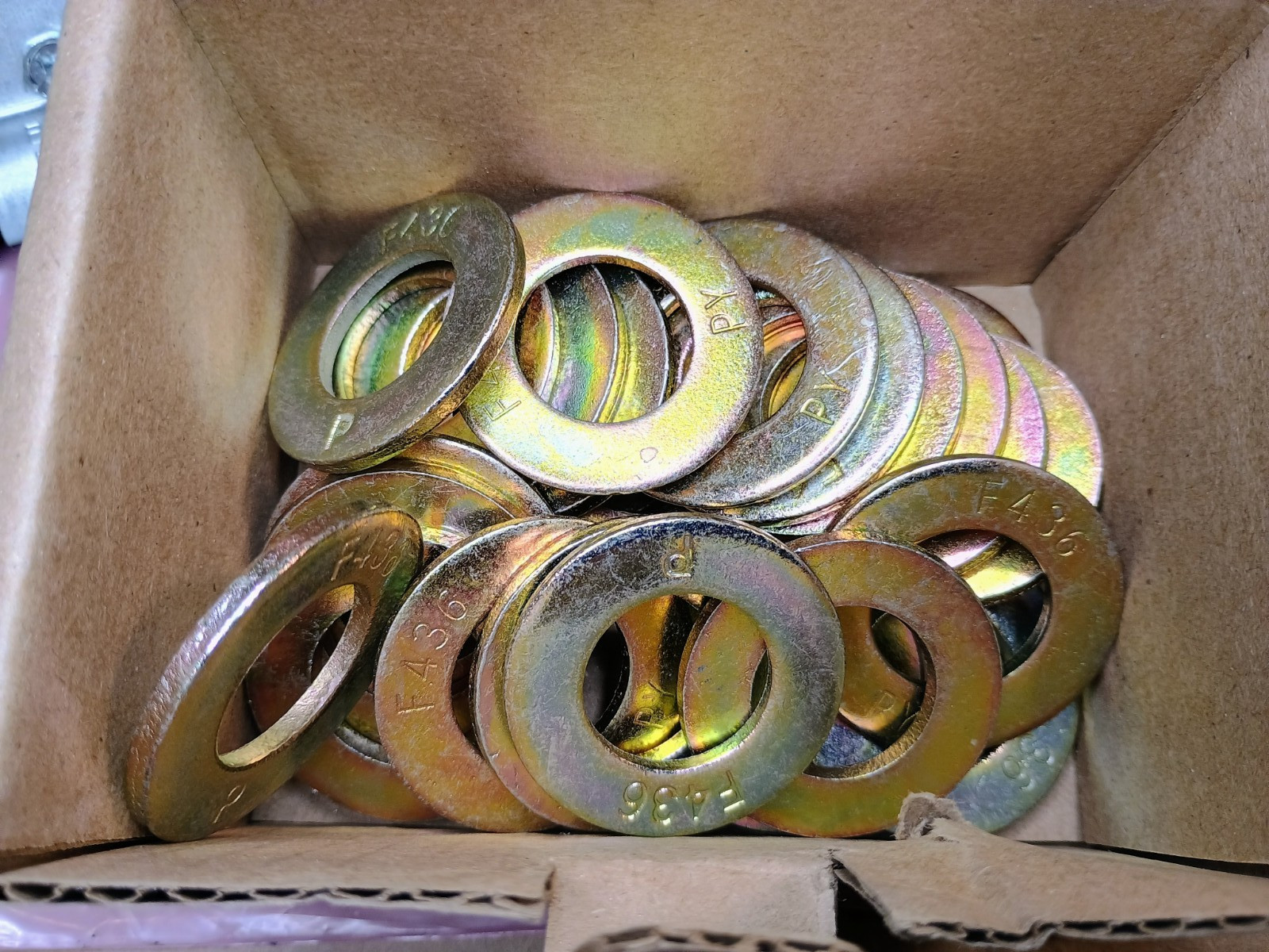 25, 7/8″ Flat Washer .875″ x .937″ x 1.75″ Grade 8 7/8″ F436 Yellow Zinc Plated