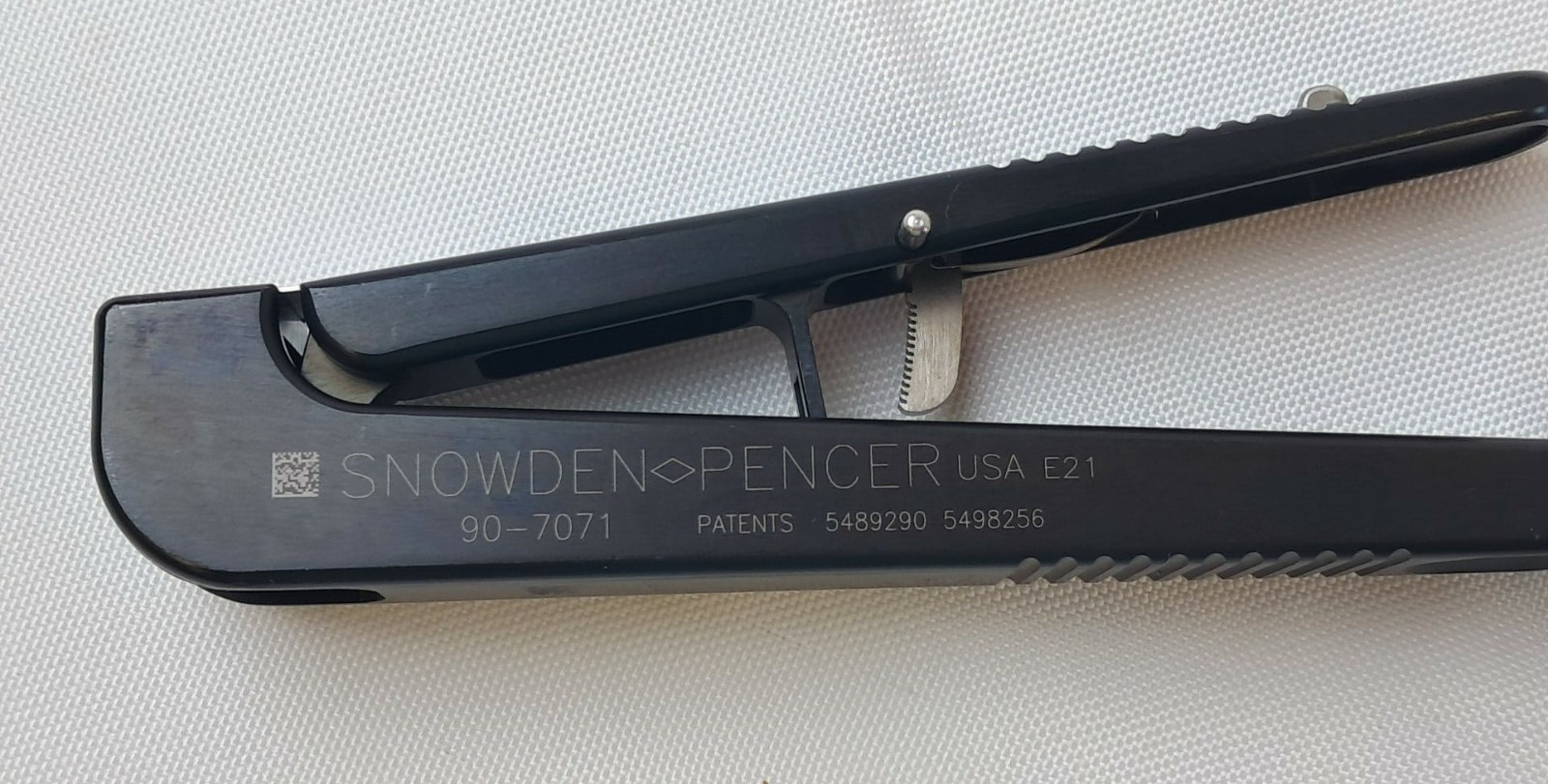 Snowden Pencer 90-7071 Laparoscopic Flat Nose, Dissector Forceps, 5.0mm x 32cm